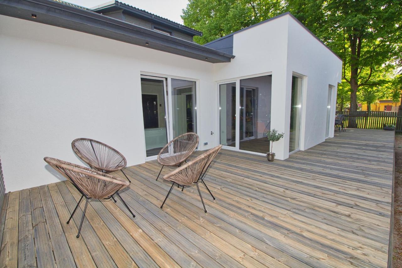 Casa Monkey Paernu With Sauna And Terrace Exterior foto