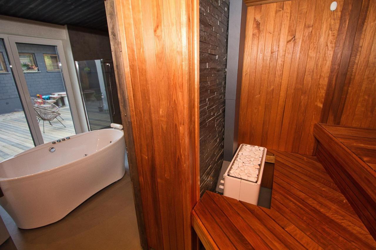 Casa Monkey Paernu With Sauna And Terrace Exterior foto